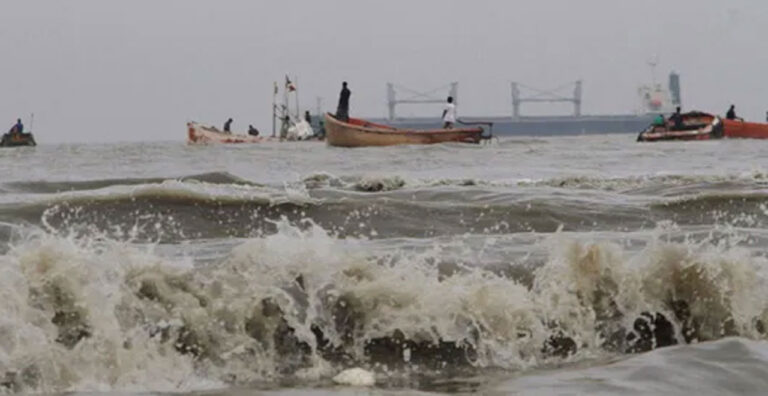 ২৪ ঘণ্টার মধ্যে বঙ্গোপসাগরে লঘুচাপ সৃষ্টির আভাস